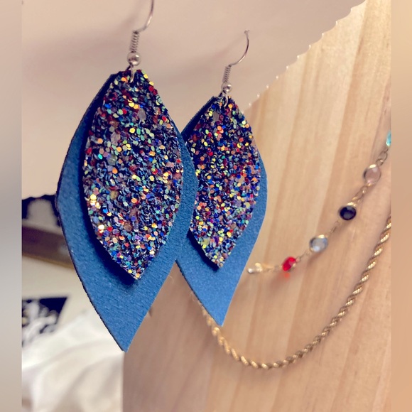 *3 for $20* Torrid Necklace, Vegan Leather Earrings, Butterfly Brooch, Set. - Picture 7 of 10